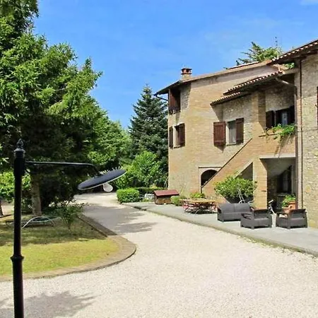 Str. Palazzetta - 2 *